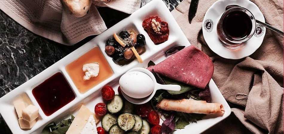 Delicious breakfasts are served