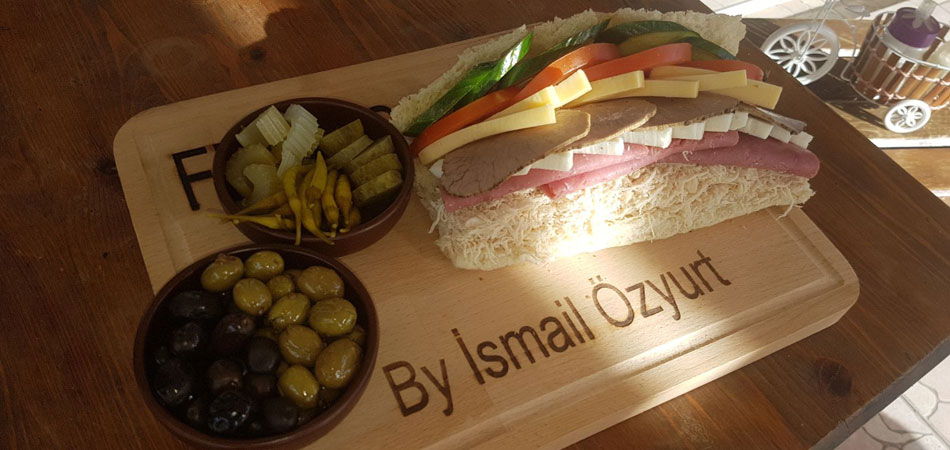 Vegetarian options are plentiful on the menu as well as cold cuts