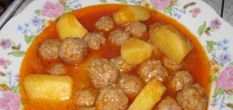 Sulu yemekleri meatballs in tasty sauce