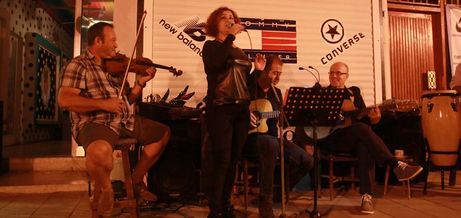Concert outside in the street